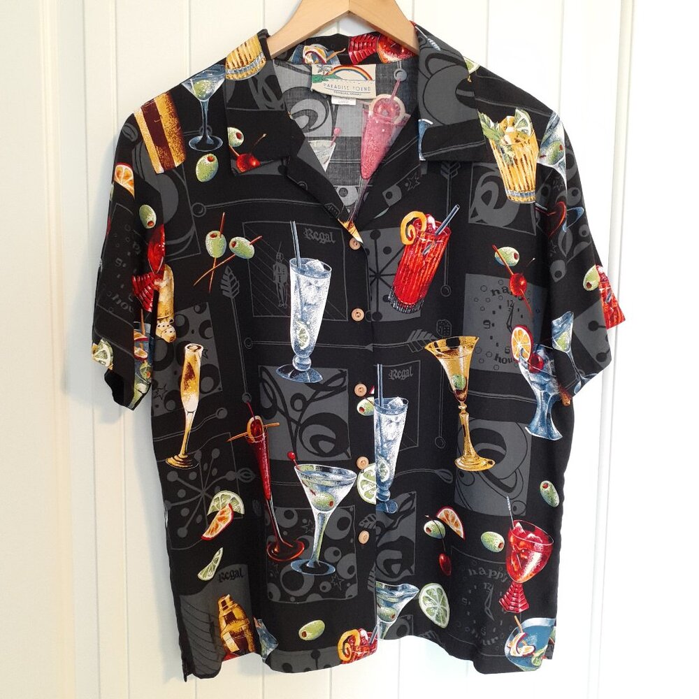 Paradise Found Women's "Happy Hour" Short Sleeve Hawaiian Shirt Black Size L